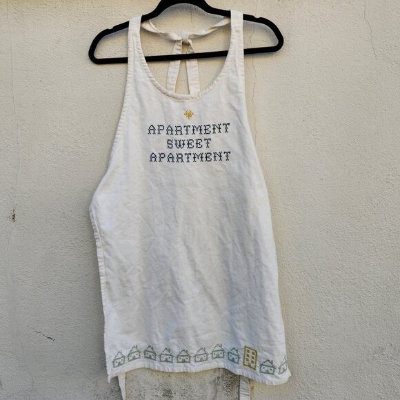 5/$100 SALE -  Nordstrom at Home  Apartment Sweet Apartment Apron - Picture 2 of 6